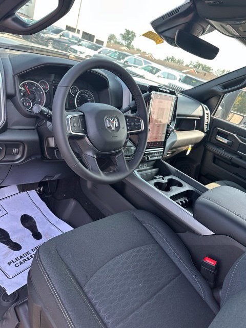 New 2026 RAM 3500 Big Horn AWD/4WD image 29