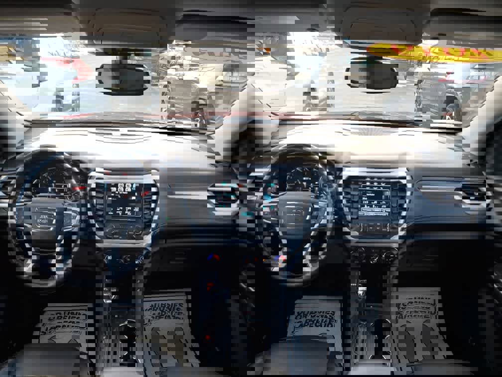 Used 2019 GMC Acadia SLT image 17