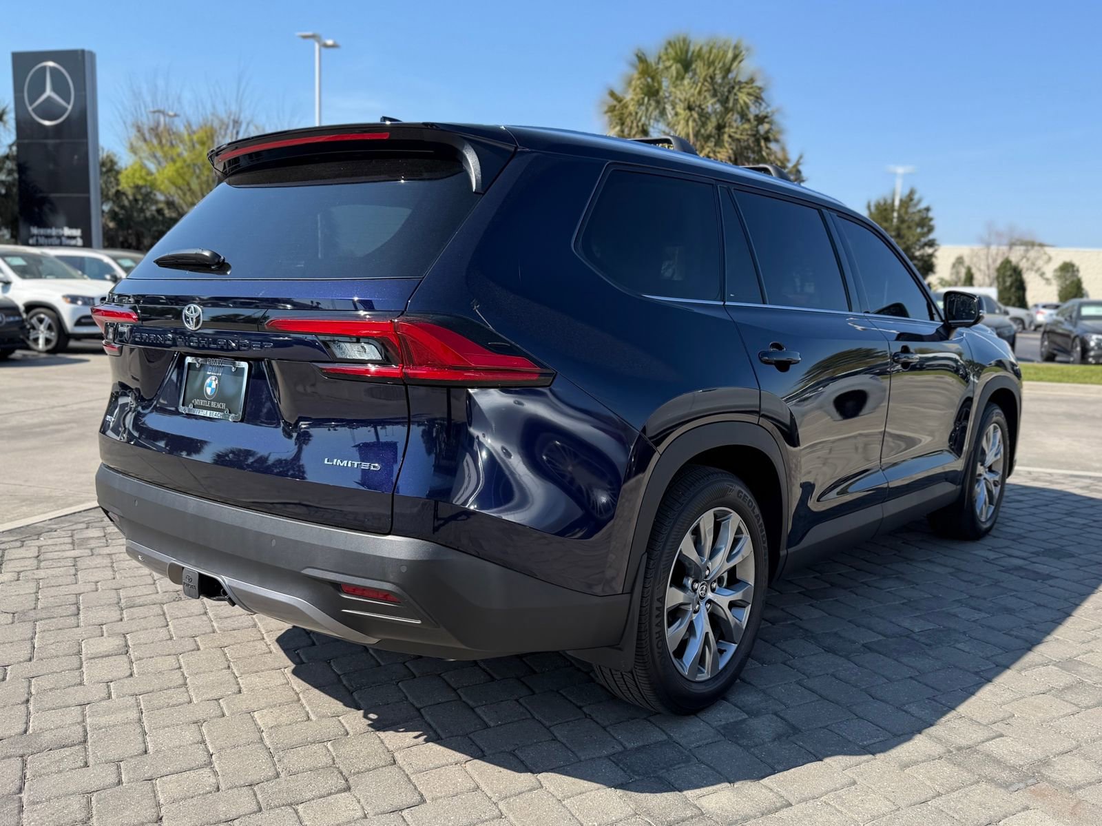 Used 2024 Toyota Grand Highlander Limited image 8