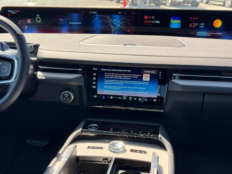 New 2025 Lincoln Navigator Reserve w/ Jet Appearance Package image 17