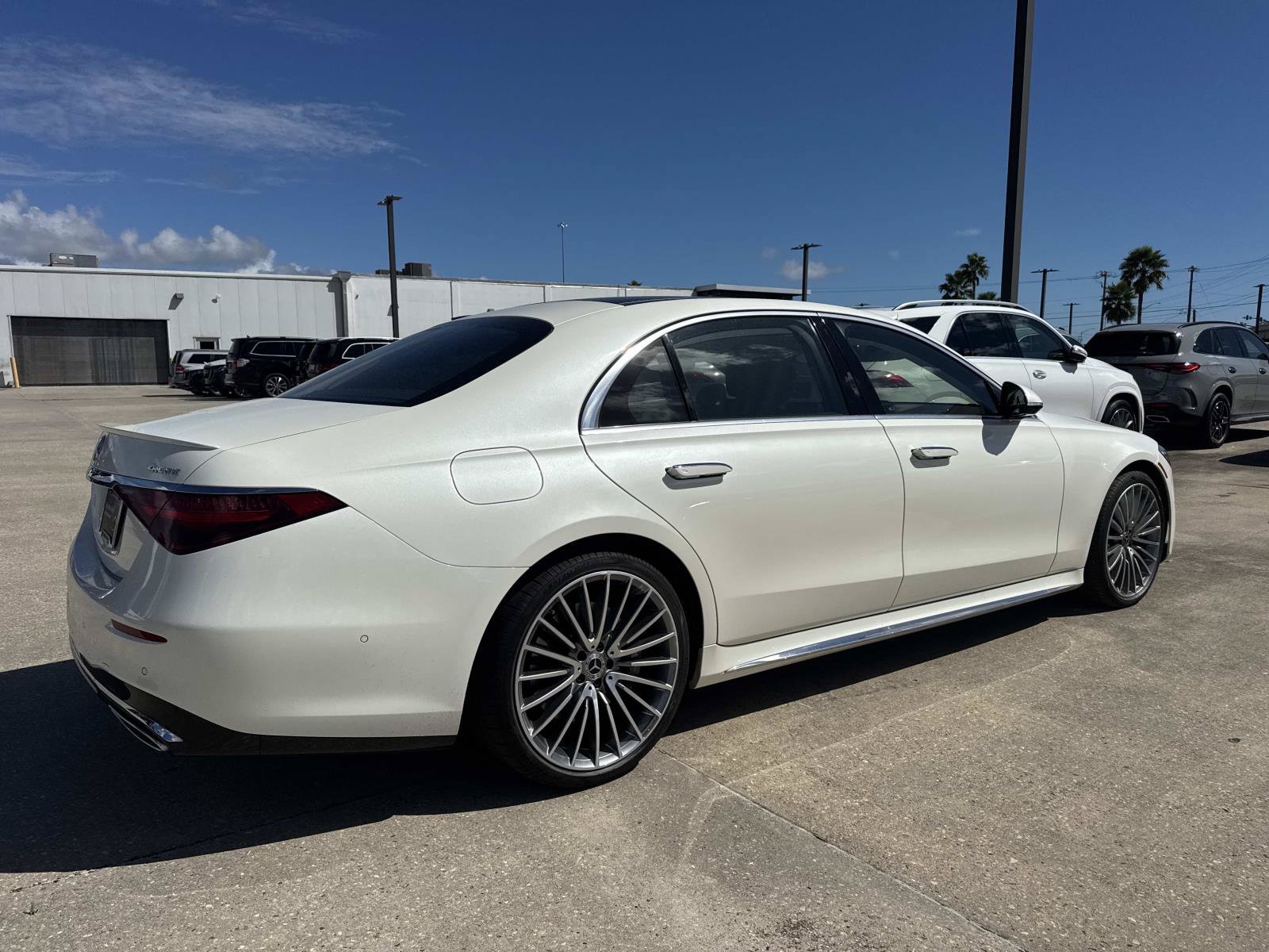 Used 2022 Mercedes-Benz S 500 4MATIC image 5