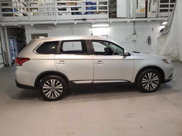 Used 2020 Mitsubishi Outlander ES AWD/4WD image 8