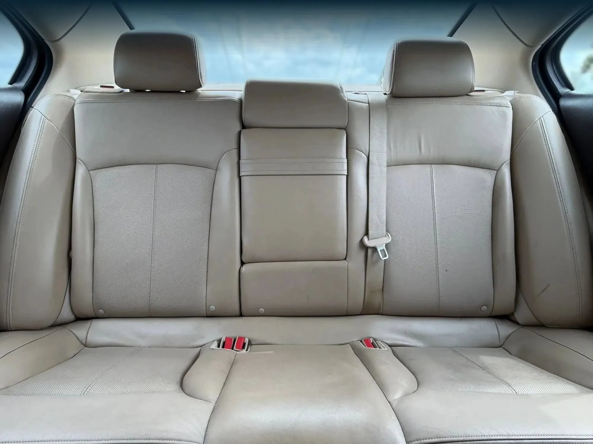 Used 2013 Buick LaCrosse Premium FWD image 22