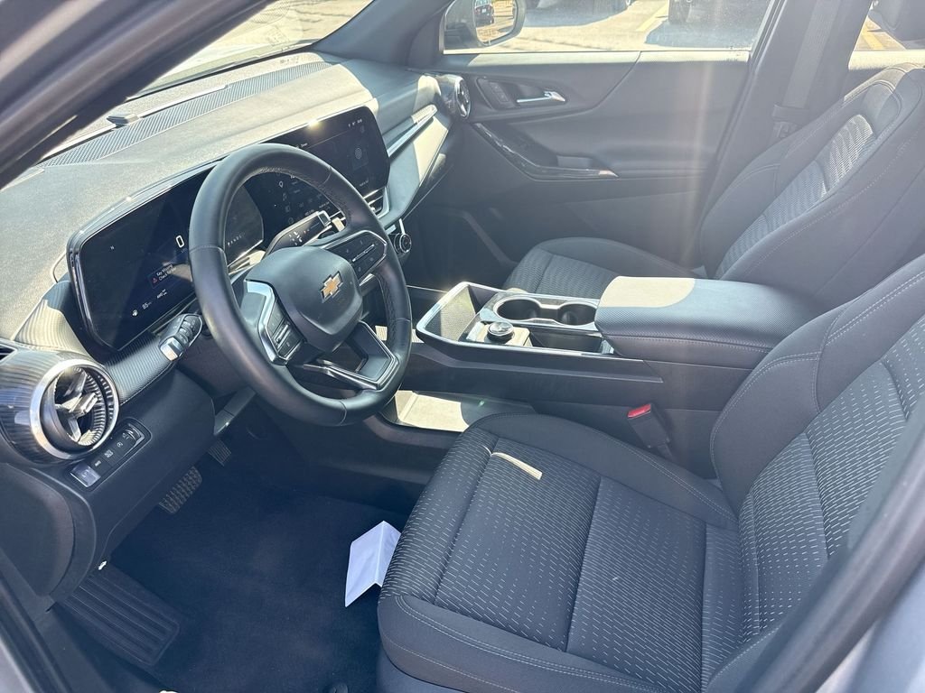 Used 2026 Chevrolet Equinox LT AWD/4WD image 57