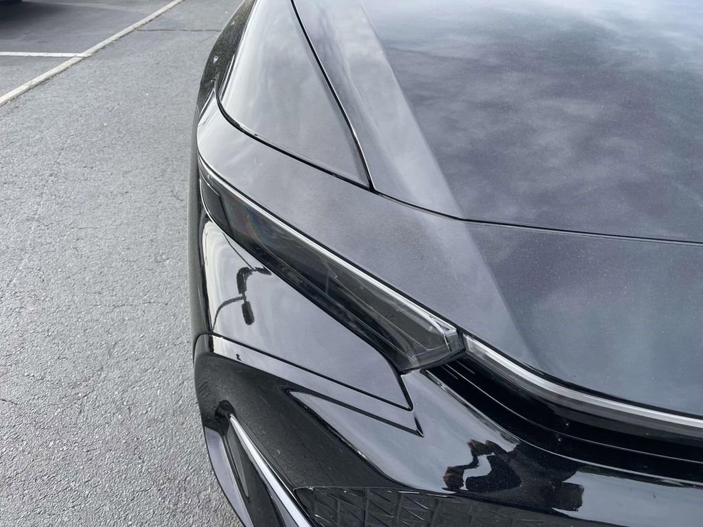 Used 2026 Toyota Crown XLE image 16