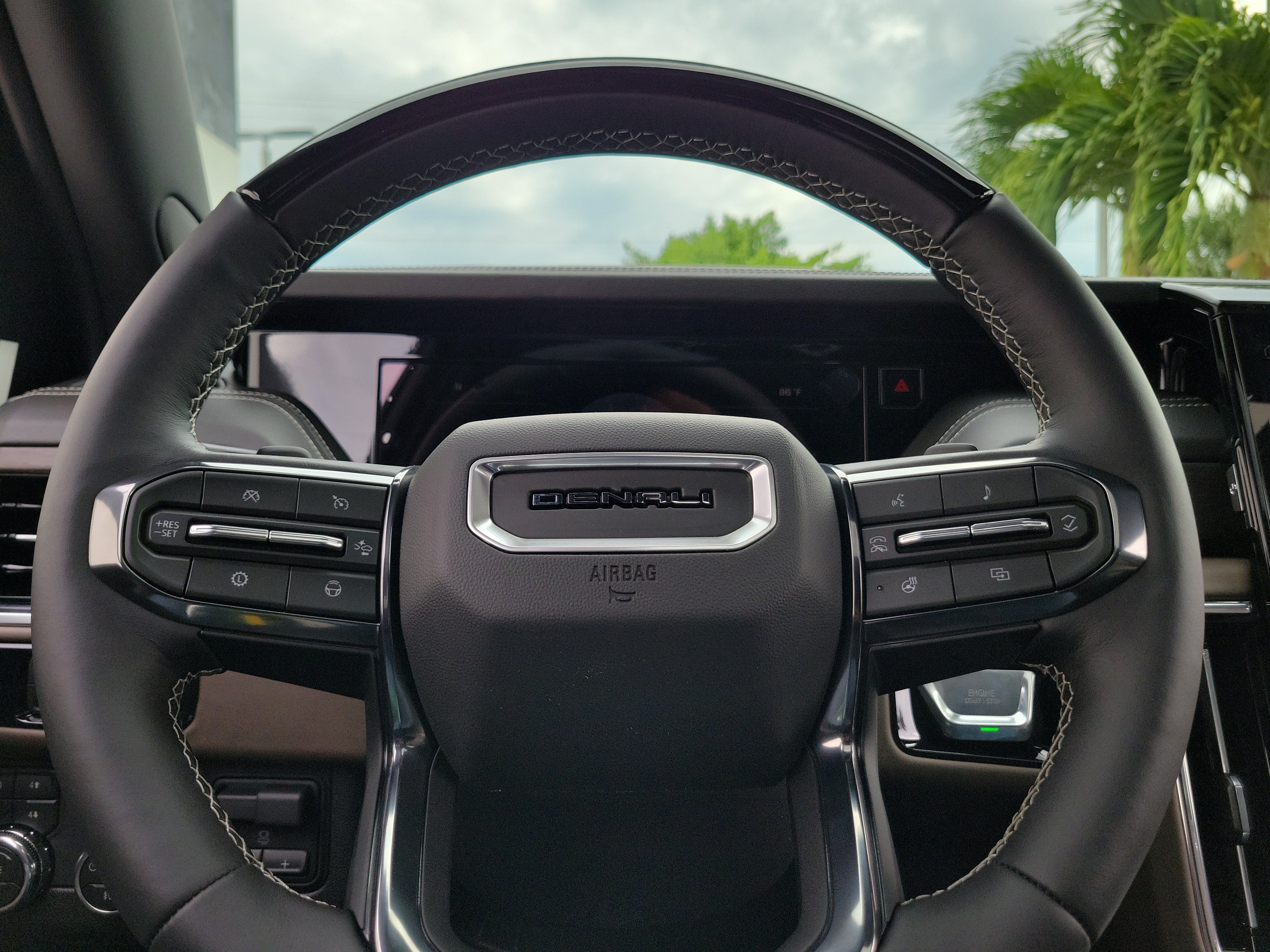 New 2026 GMC Yukon XL Denali Ultimate AWD/4WD image 25