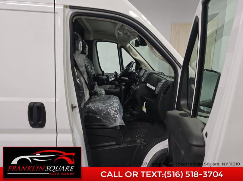 Used 2025 RAM ProMaster 2500 w/ Safety Group image 10