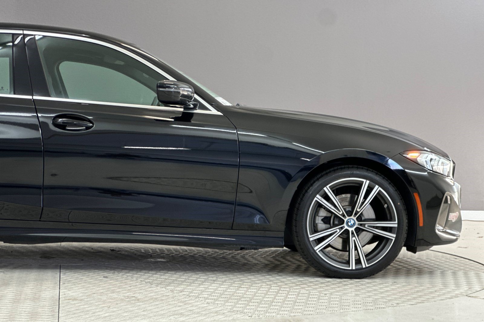 Certified 2024 BMW 330e w/ Convenience Package RWD image 35