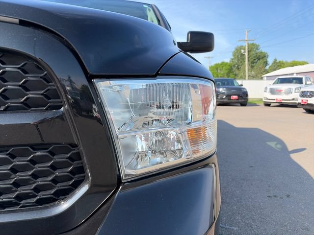 Used 2015 RAM 1500 ST AWD/4WD image 17