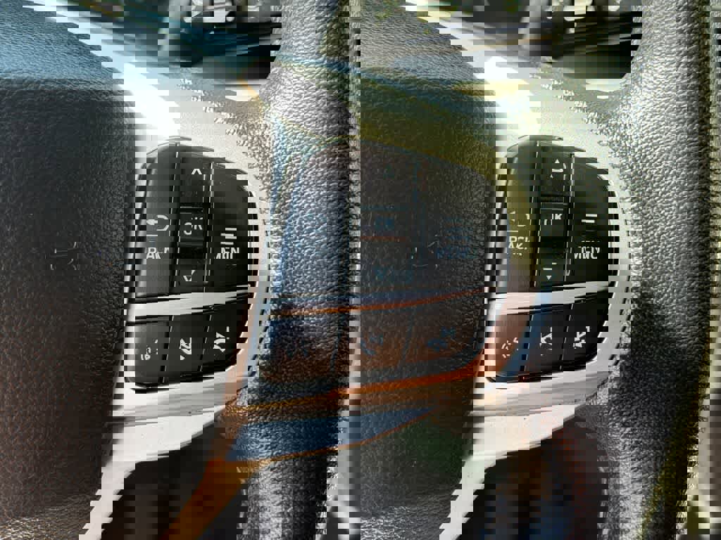 Certified 2022 Ford Explorer XLT w/ Equipment Group 202A image 26