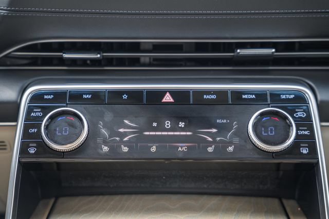 Used 2024 Genesis GV80 3.5T w/ Prestige Package AWD/4WD image 23