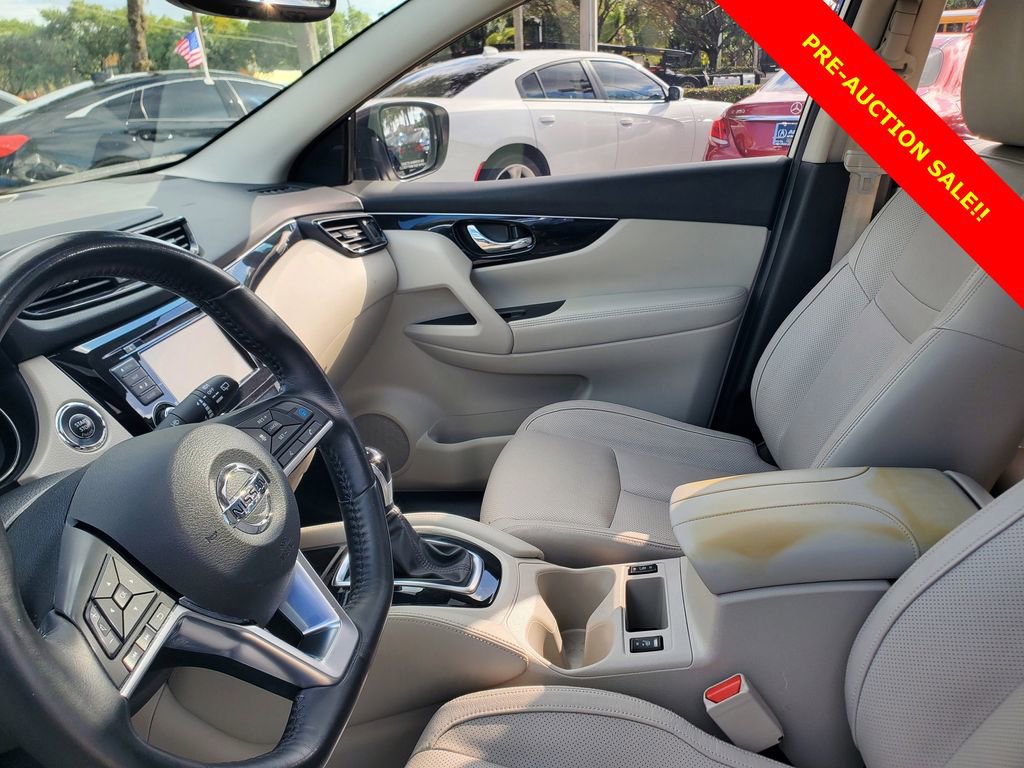 Used 2019 Nissan Rogue Sport SL w/ Premium Package image 15