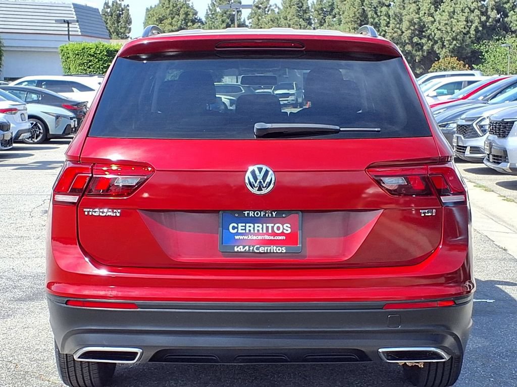Used 2018 Volkswagen Tiguan S FWD image 5