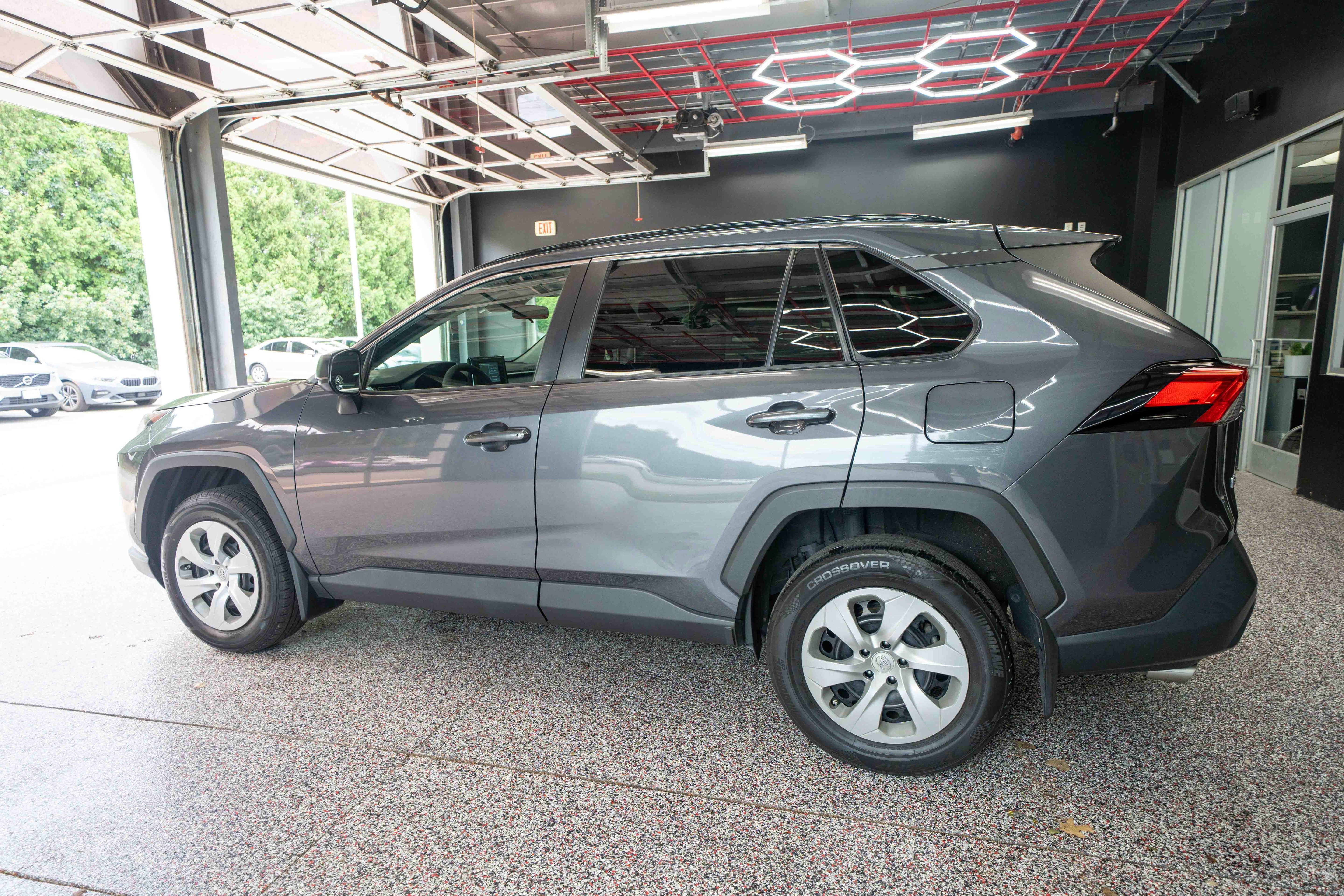 Used 2019 Toyota RAV4 LE w/ Carpet Mat Package FWD image 2