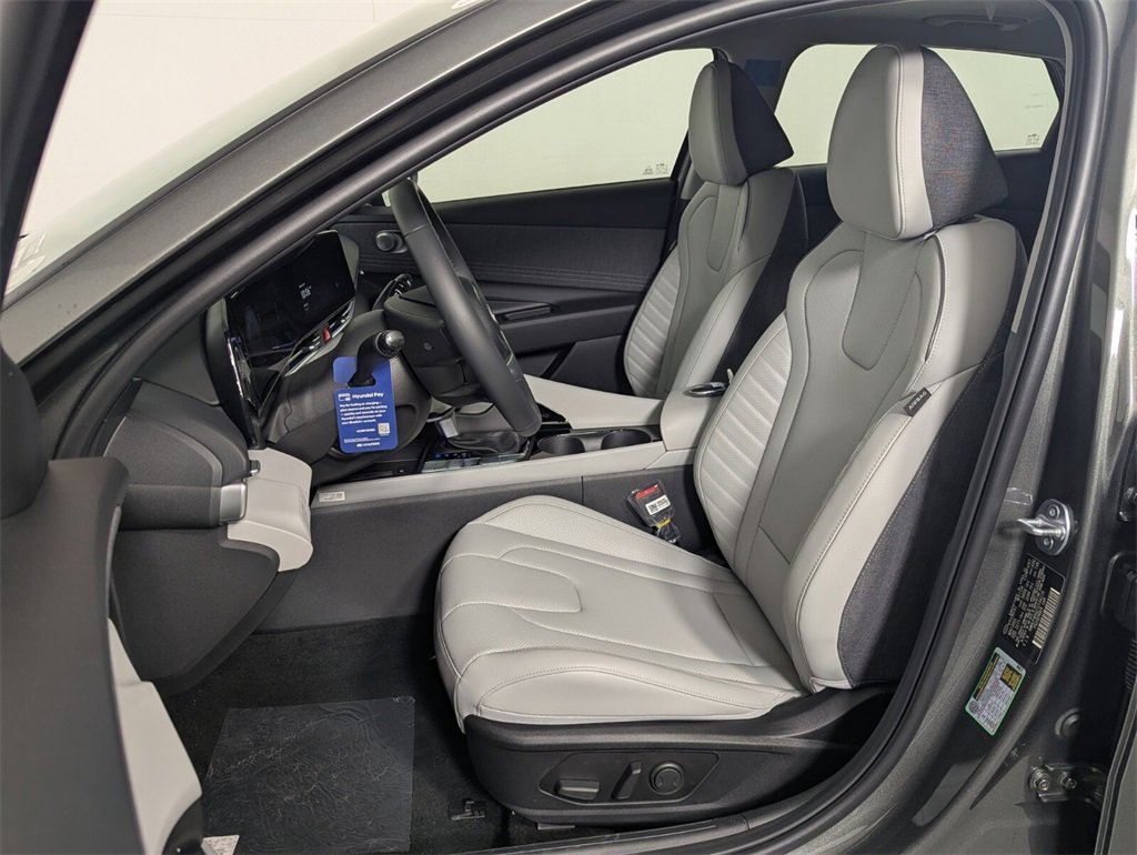 New 2026 Hyundai Elantra Limited w/ Cargo Package image 12
