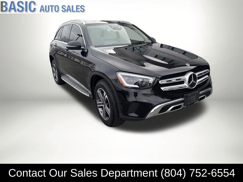 Used 2020 Mercedes-Benz GLC 300 4MATIC image 3