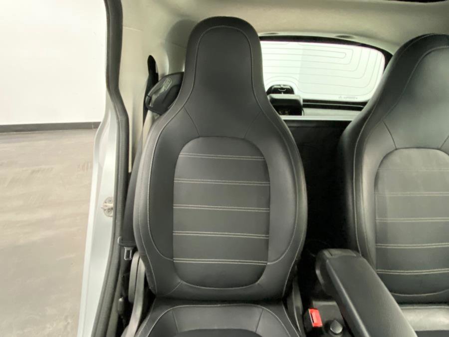 Used 2019 smart fortwo electric drive image 23