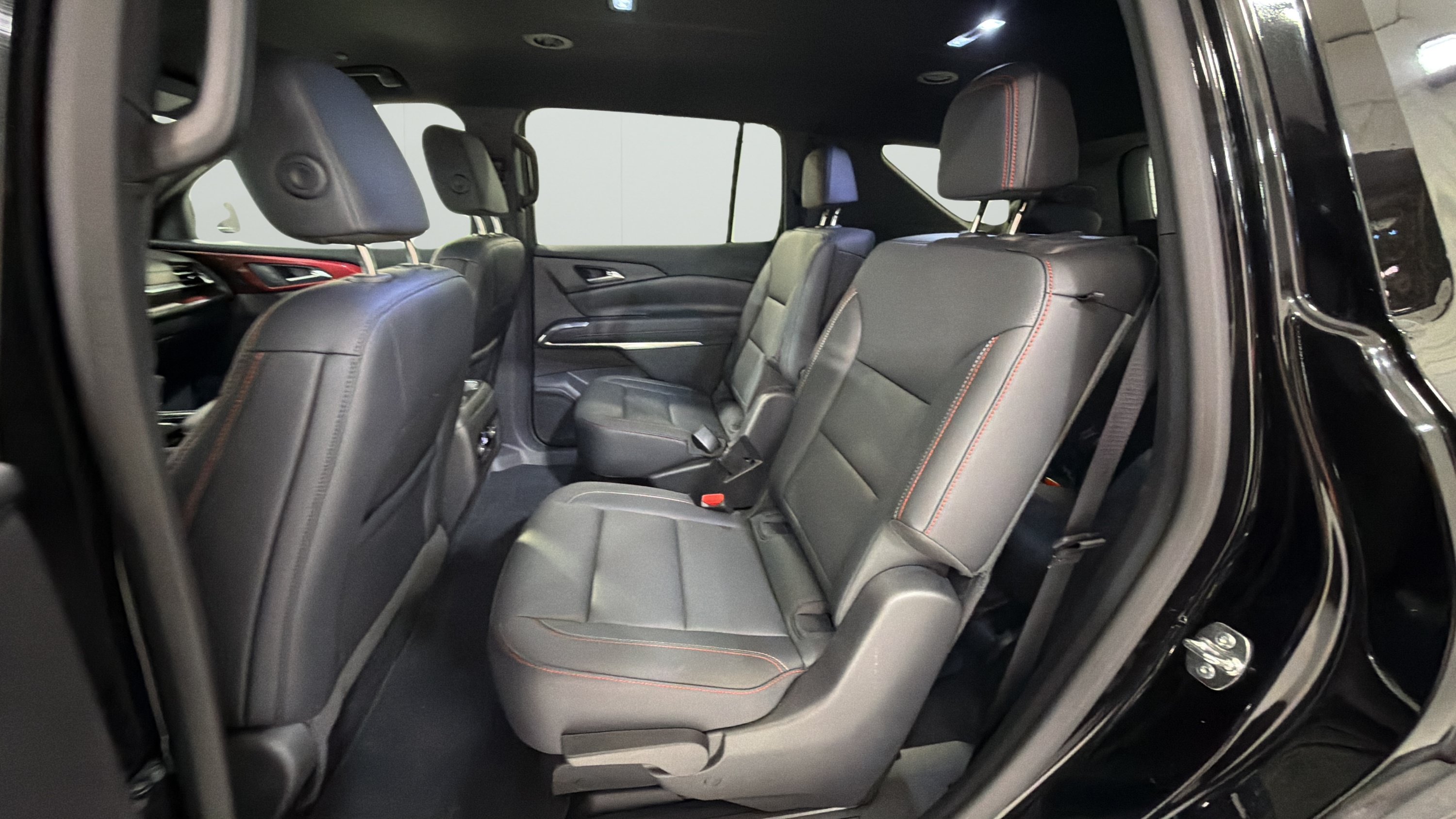 Used 2026 Chevrolet Traverse Z71 AWD/4WD image 21