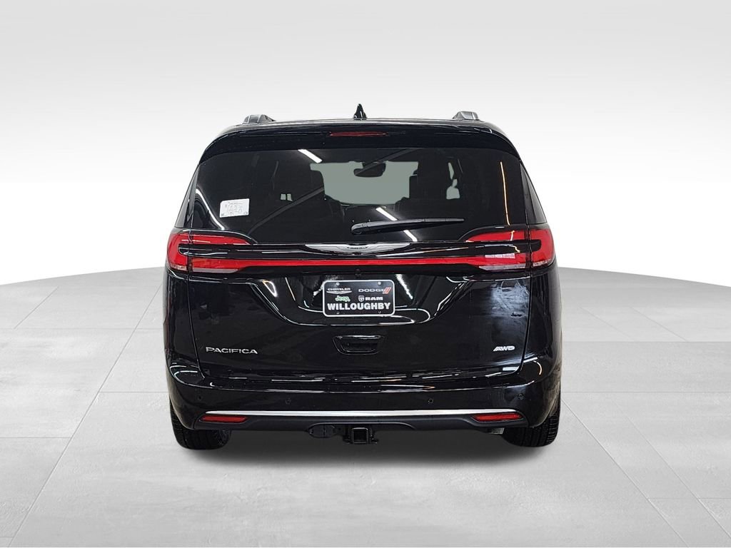 New 2026 Chrysler Pacifica Pinnacle image 7