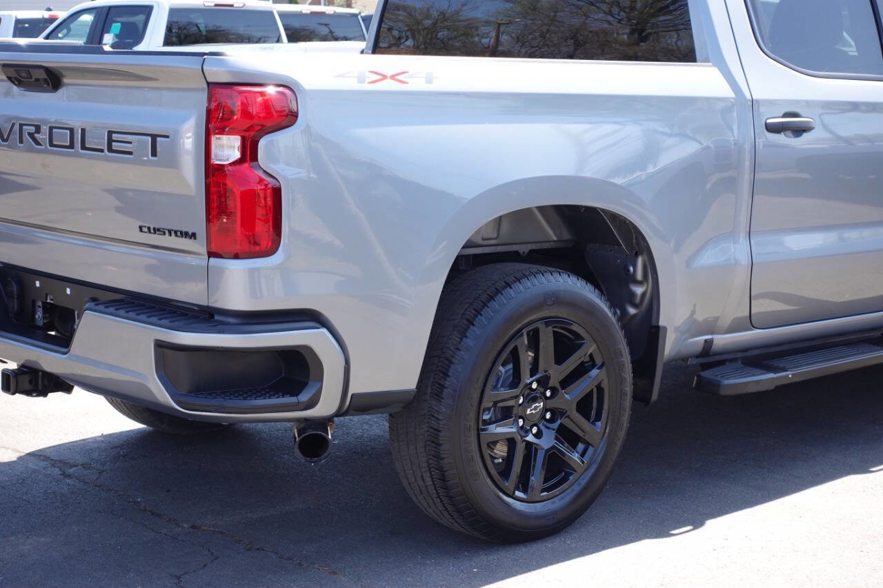 Used 2023 Chevrolet Silverado 1500 Custom w/ LPO, Dark Essentials Package image 9