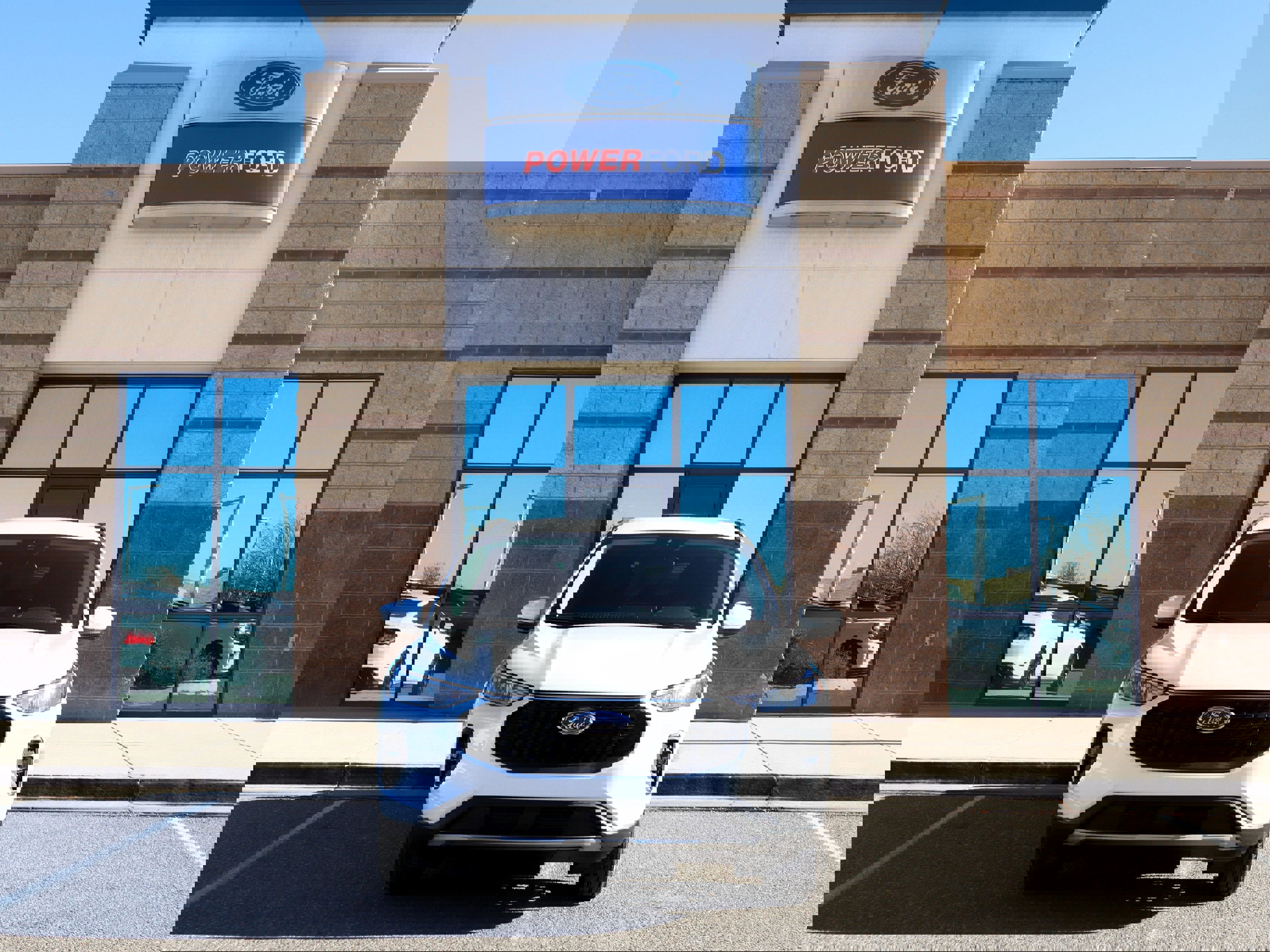 New 2026 Ford Escape SE image 3