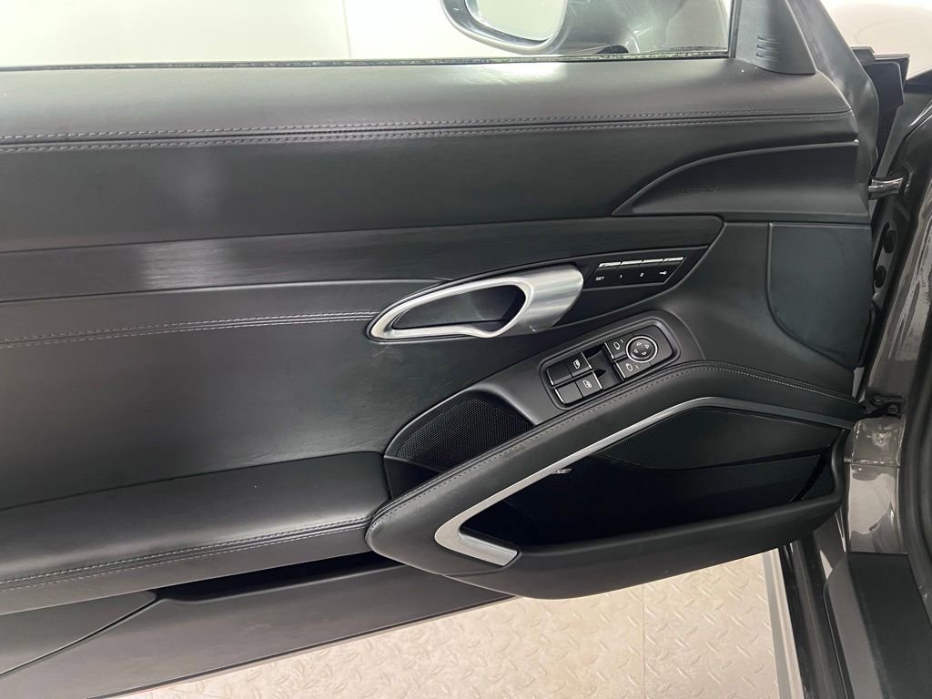 Certified 2019 Porsche 911 Targa 4 GTS AWD/4WD image 25