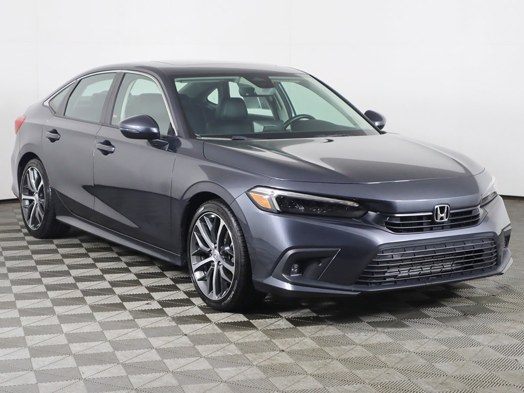 Used 2024 Honda Civic Touring image 2