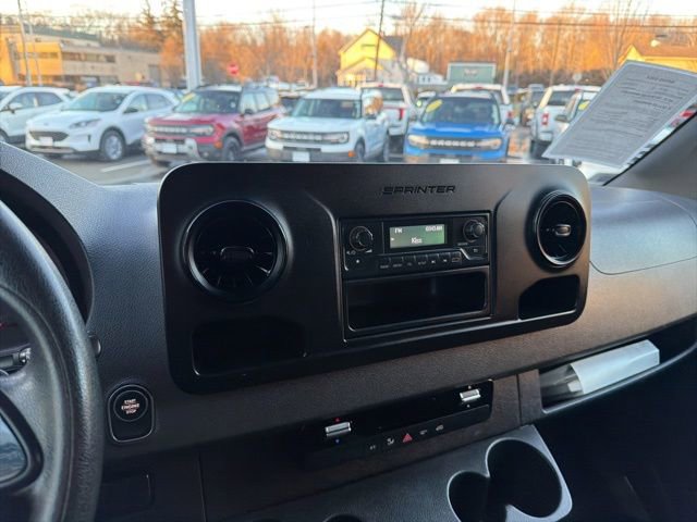 Used 2021 Mercedes-Benz Sprinter 2500 image 11