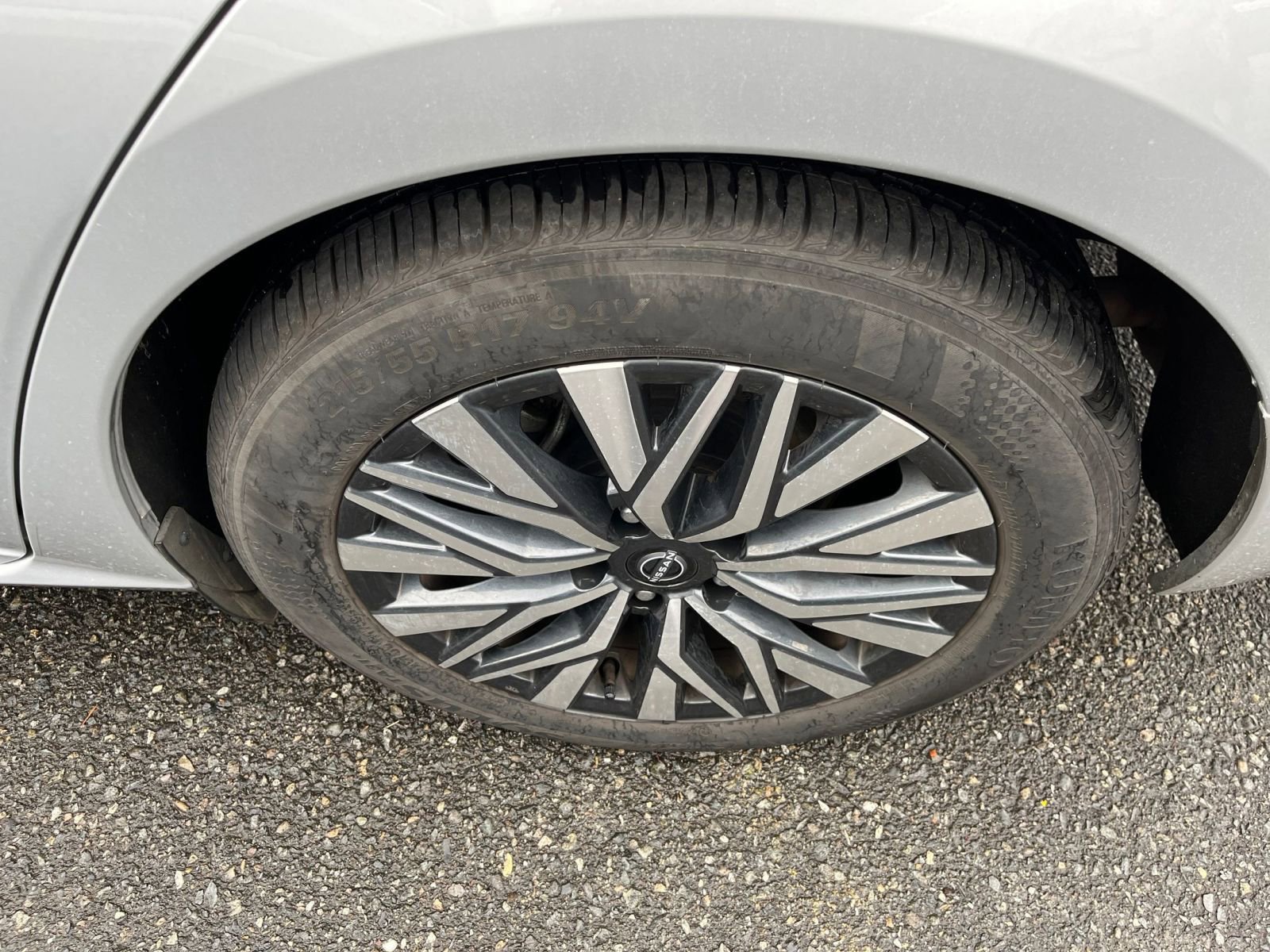 Used 2024 Nissan Altima 2.5 SV image 30