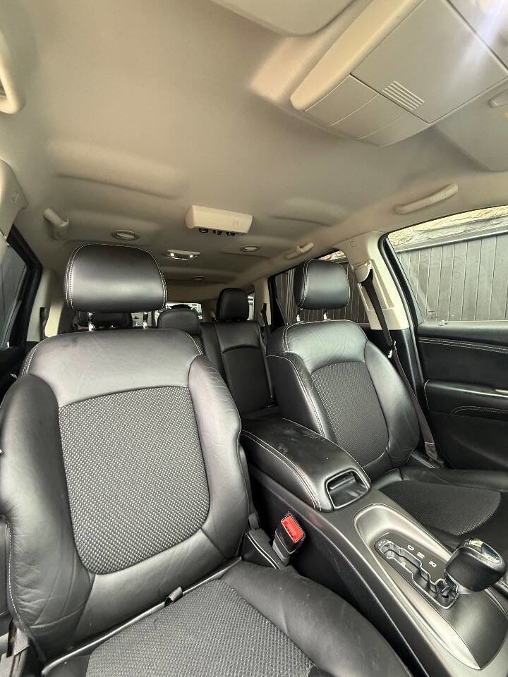 Used 2017 Dodge Journey Crossroad image 7