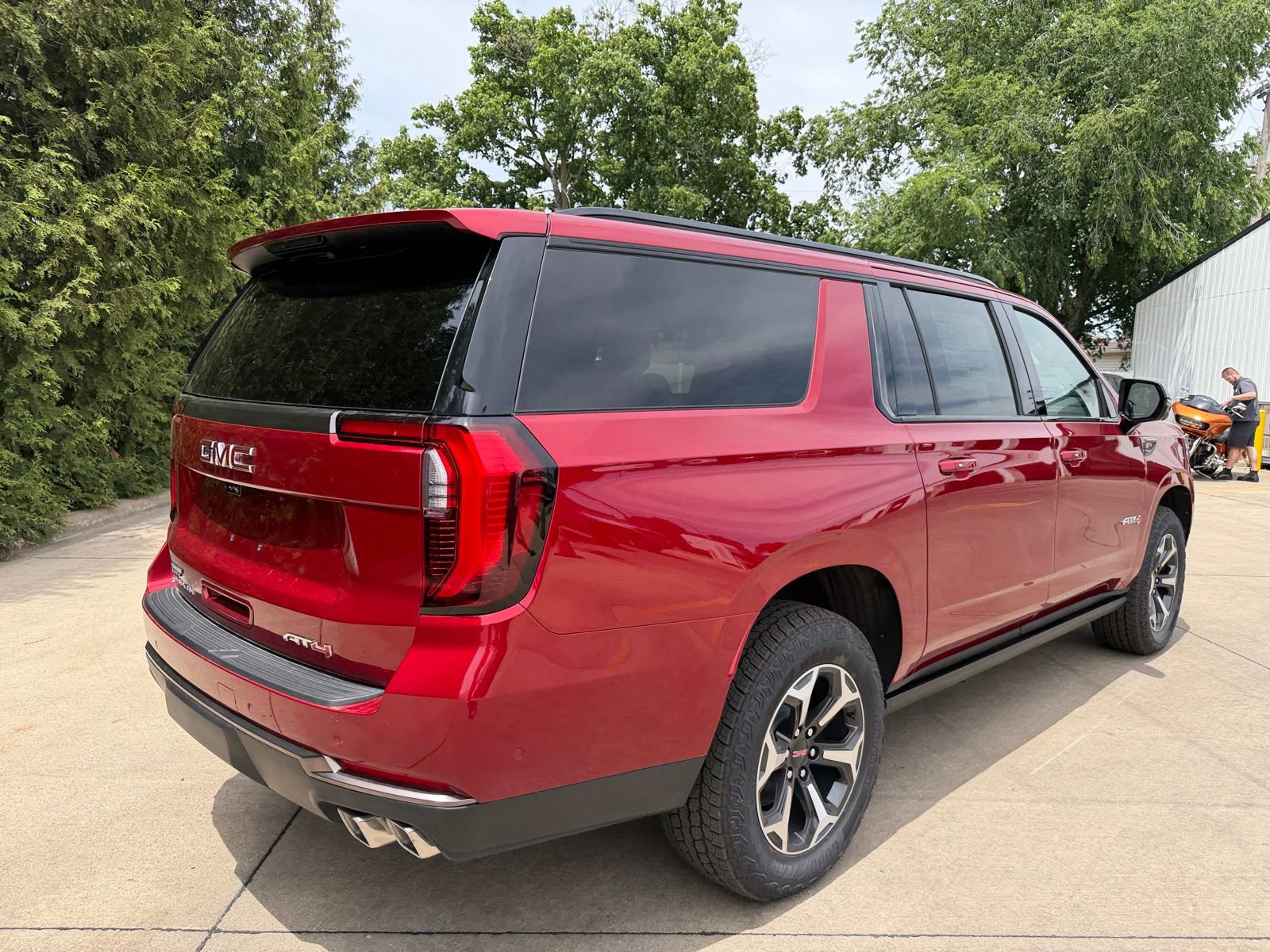 New 2026 GMC Yukon XL AT4 Ultimate w/ LPO, Floor Liner Package AWD/4WD image 36