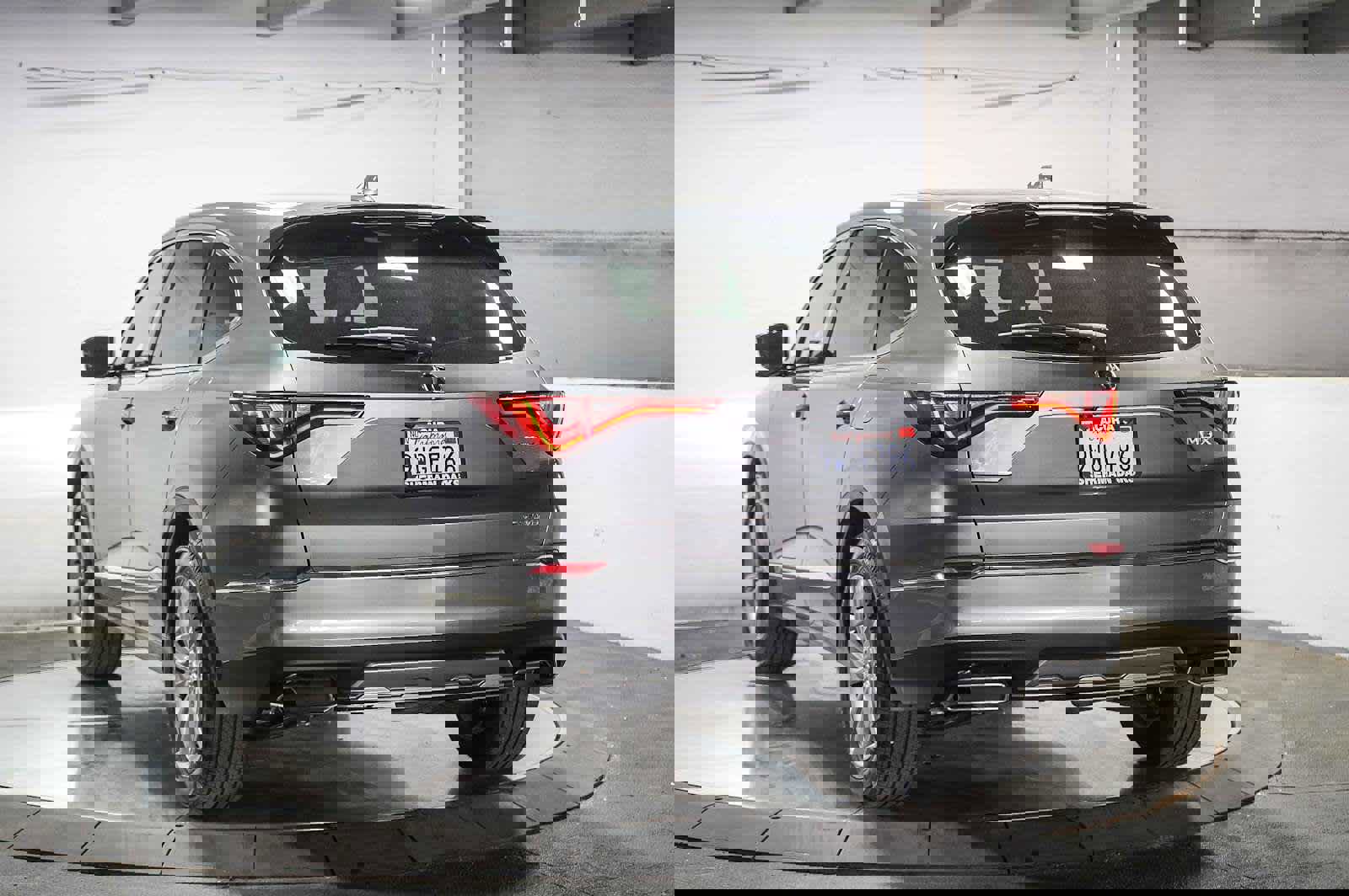 Used 2025 Acura MDX SH-AWD image 7