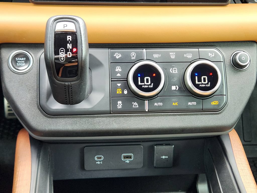 Used 2020 Land Rover Defender 110 X AWD/4WD image 19