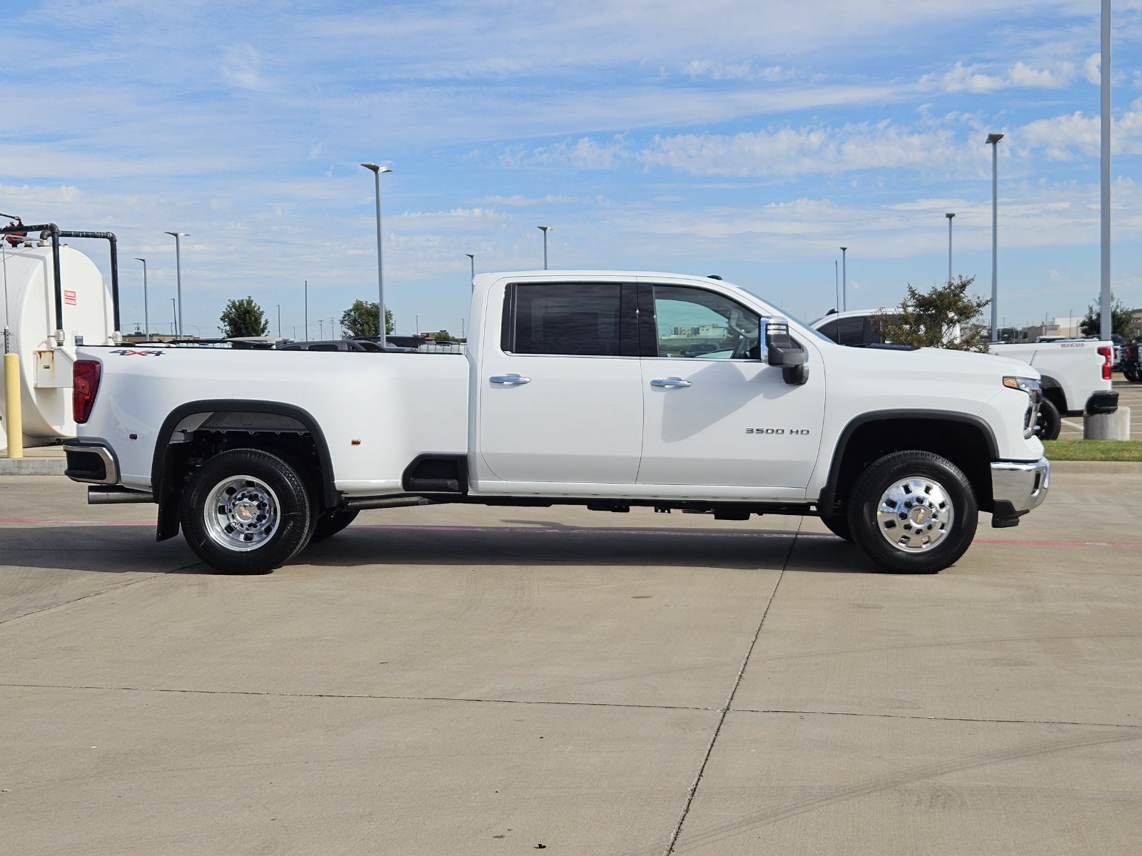 New 2026 Chevrolet Silverado 3500 LTZ w/ LTZ Plus Package AWD/4WD image 7