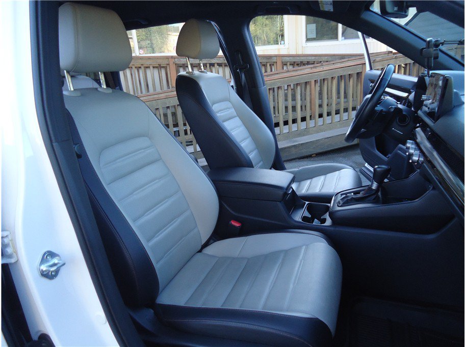 Used 2025 Honda CR-V Sport Touring image 18