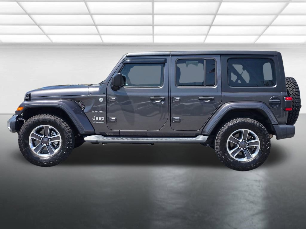 Used 2018 Jeep Wrangler Unlimited Sahara w/ LED Lighting Group AWD/4WD image 15