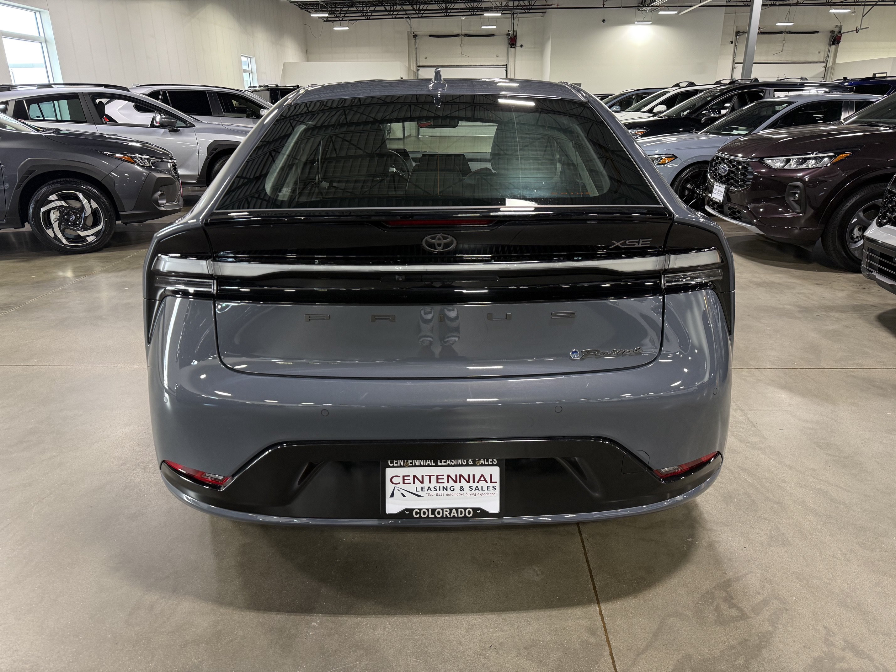 Used 2024 Toyota Prius Prime FWD image 6