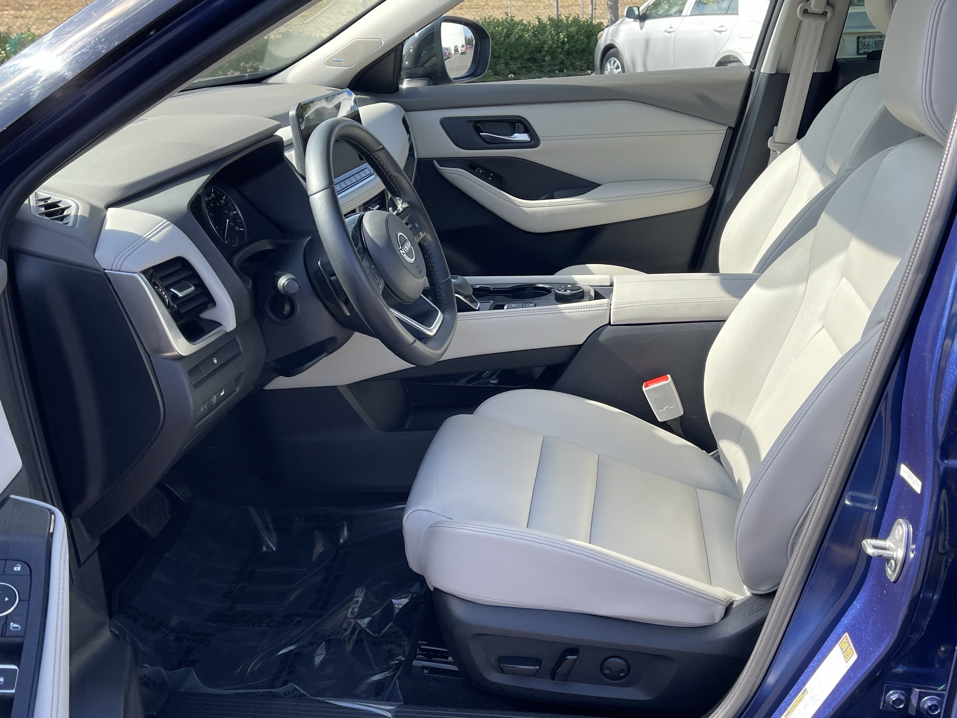 Used 2023 Nissan Rogue SL w/ SL Premium Package AWD/4WD image 11