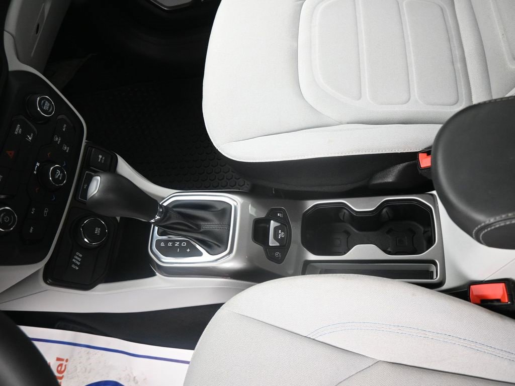 Used 2022 Jeep Renegade Latitude image 8