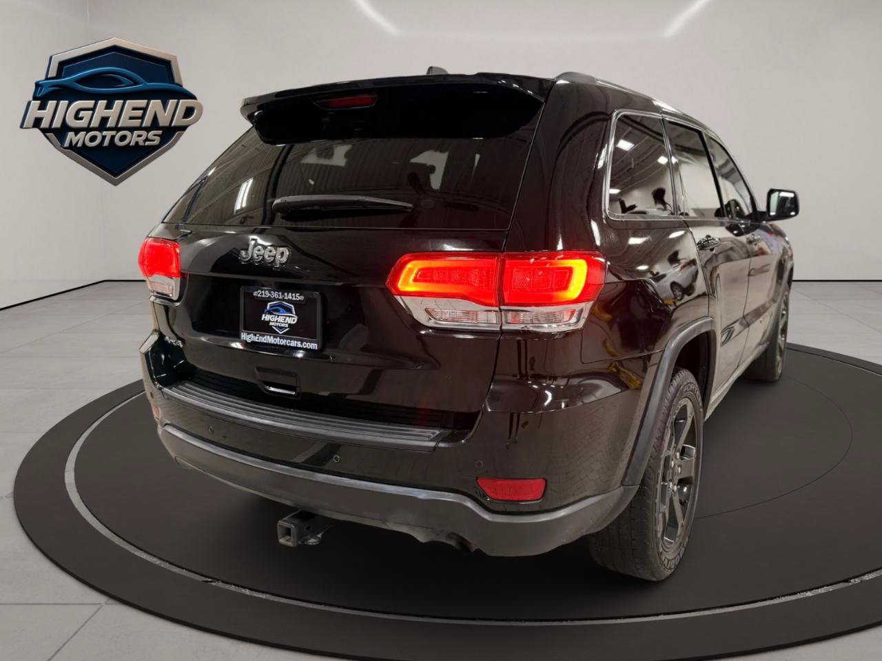 Used 2019 Jeep Grand Cherokee Laredo AWD/4WD image 7