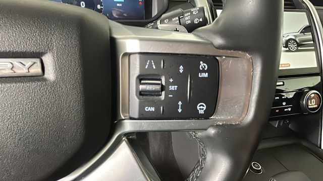Used 2024 Land Rover Discovery S AWD/4WD image 16