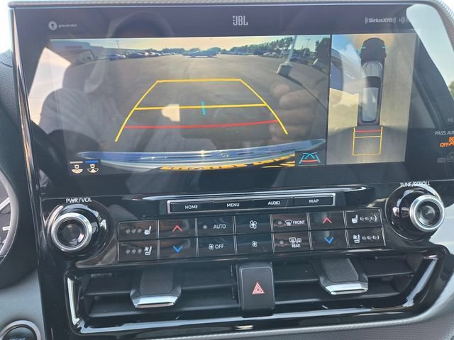 Used 2021 Toyota Highlander Platinum AWD/4WD image 14