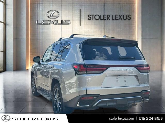 Used 2023 Lexus LX 600 F Sport w/ Accessory Package (Z1) AWD/4WD image 6