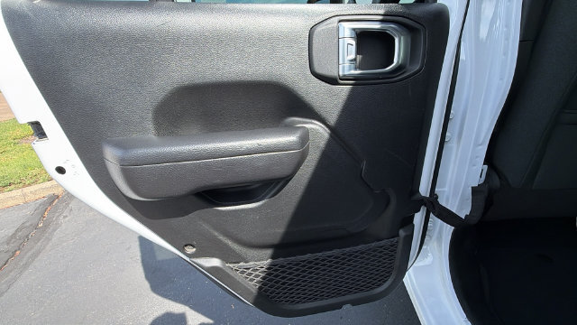 Used 2024 Jeep Wrangler Unlimited Sport AWD/4WD image 14