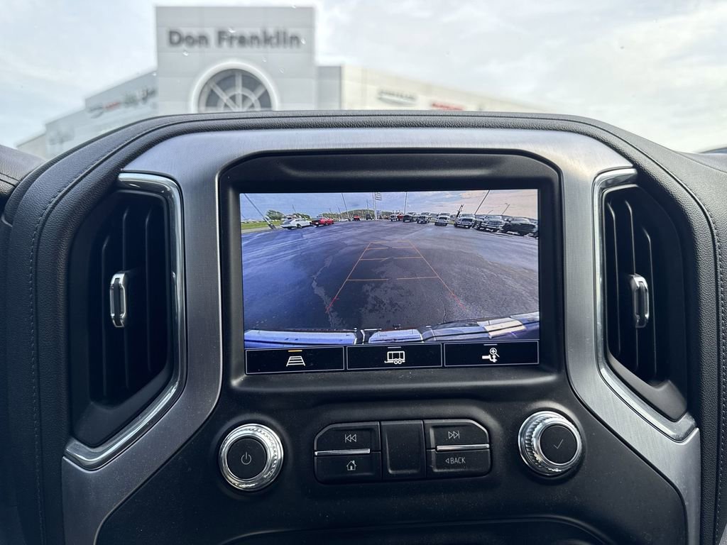 Used 2021 GMC Sierra 1500 SLT w/ SLT Premium Plus Package AWD/4WD image 17