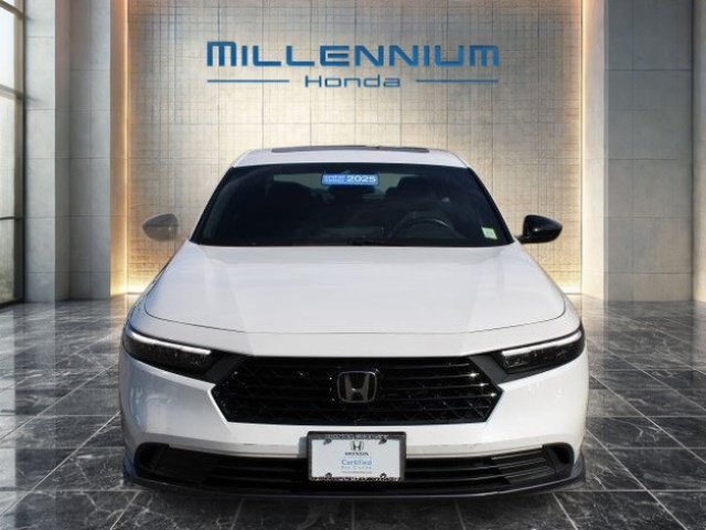 Used 2025 Honda Accord Sport image 8