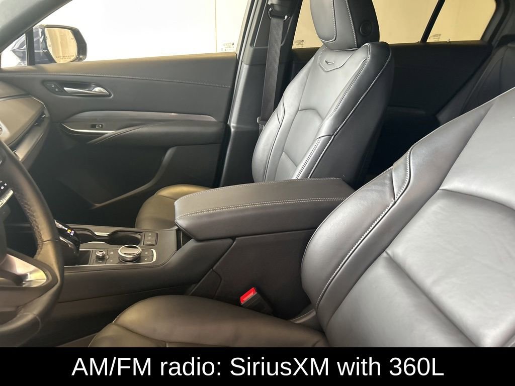 Used 2025 Cadillac XT4 Premium Luxury image 7