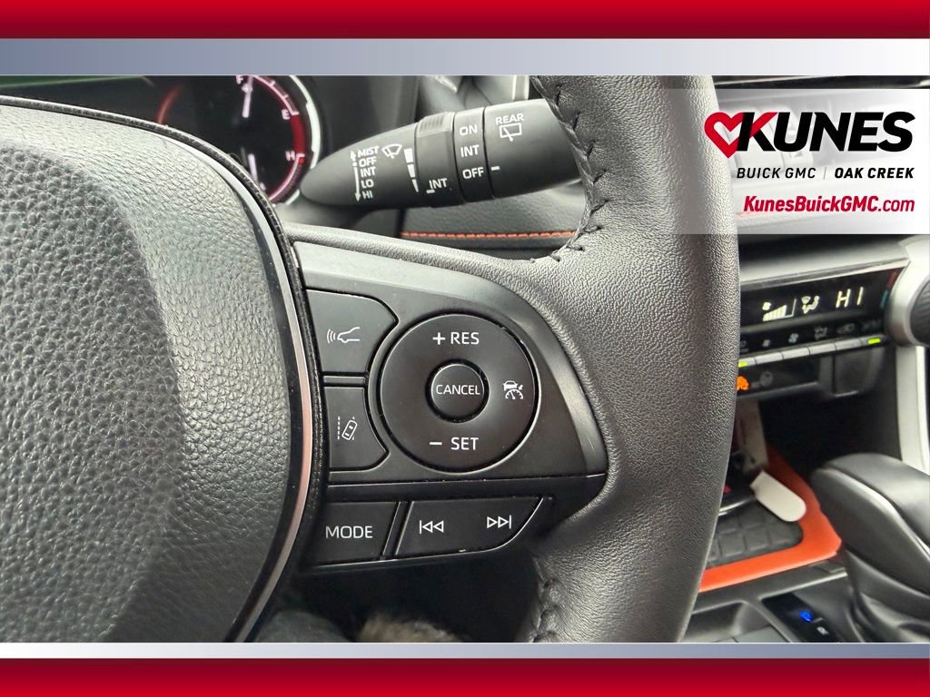 Used 2024 Toyota RAV4 Adventure image 14
