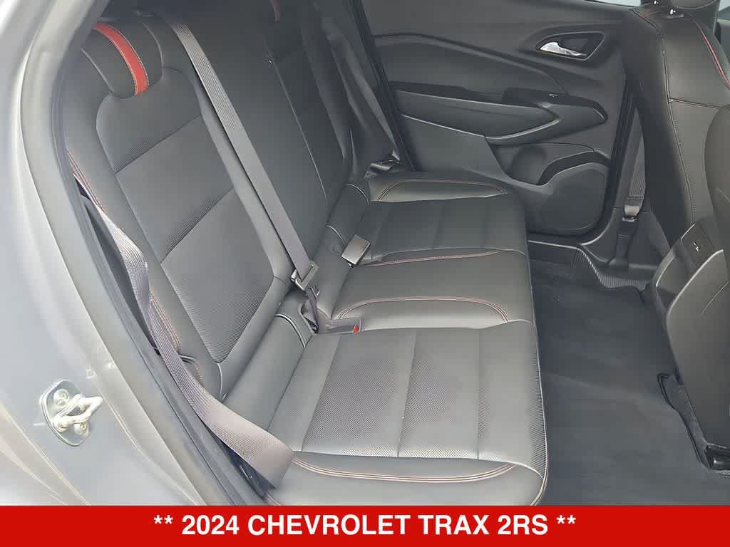 Used 2024 Chevrolet Trax RS FWD image 21
