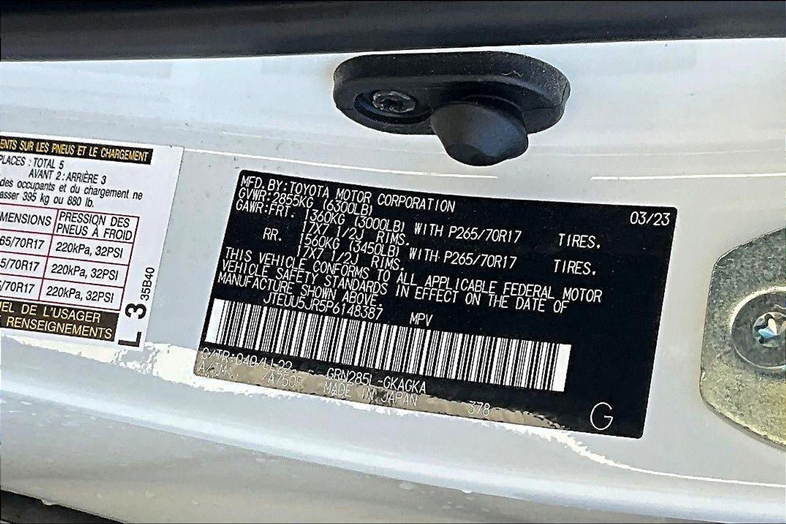 Used 2023 Toyota 4Runner 40th Anniversary SE image 25